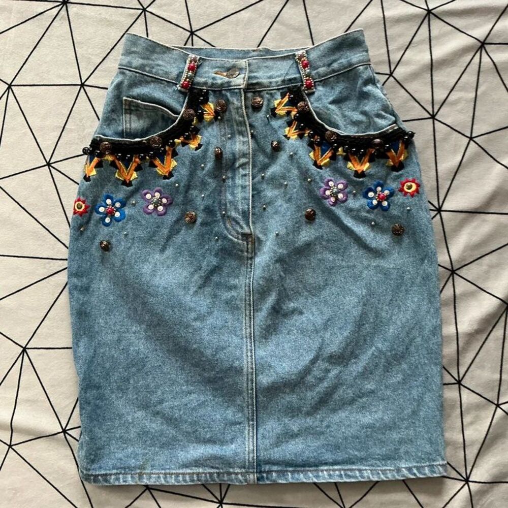Vintage Cedars denim skirt, embroidered and beaded, size 4
